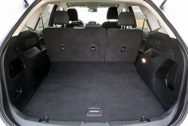 Certified 2022 Ford Edge SE w/ Black Appearance Package image 21