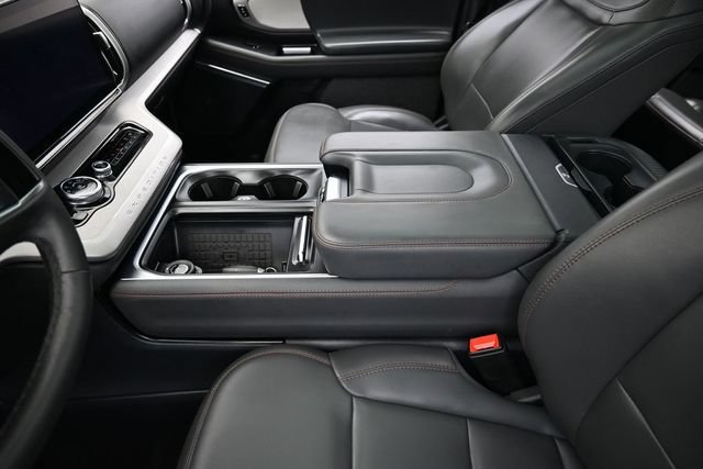 Certified 2025 Ford Expedition Active RWD image 29