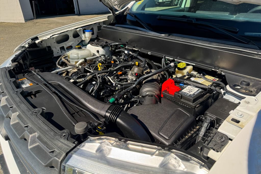 Certified 2022 Ford Maverick XL FWD image 17