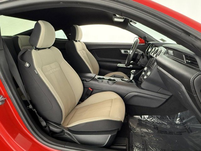 Certified 2022 Ford Mustang Coupe RWD image 18