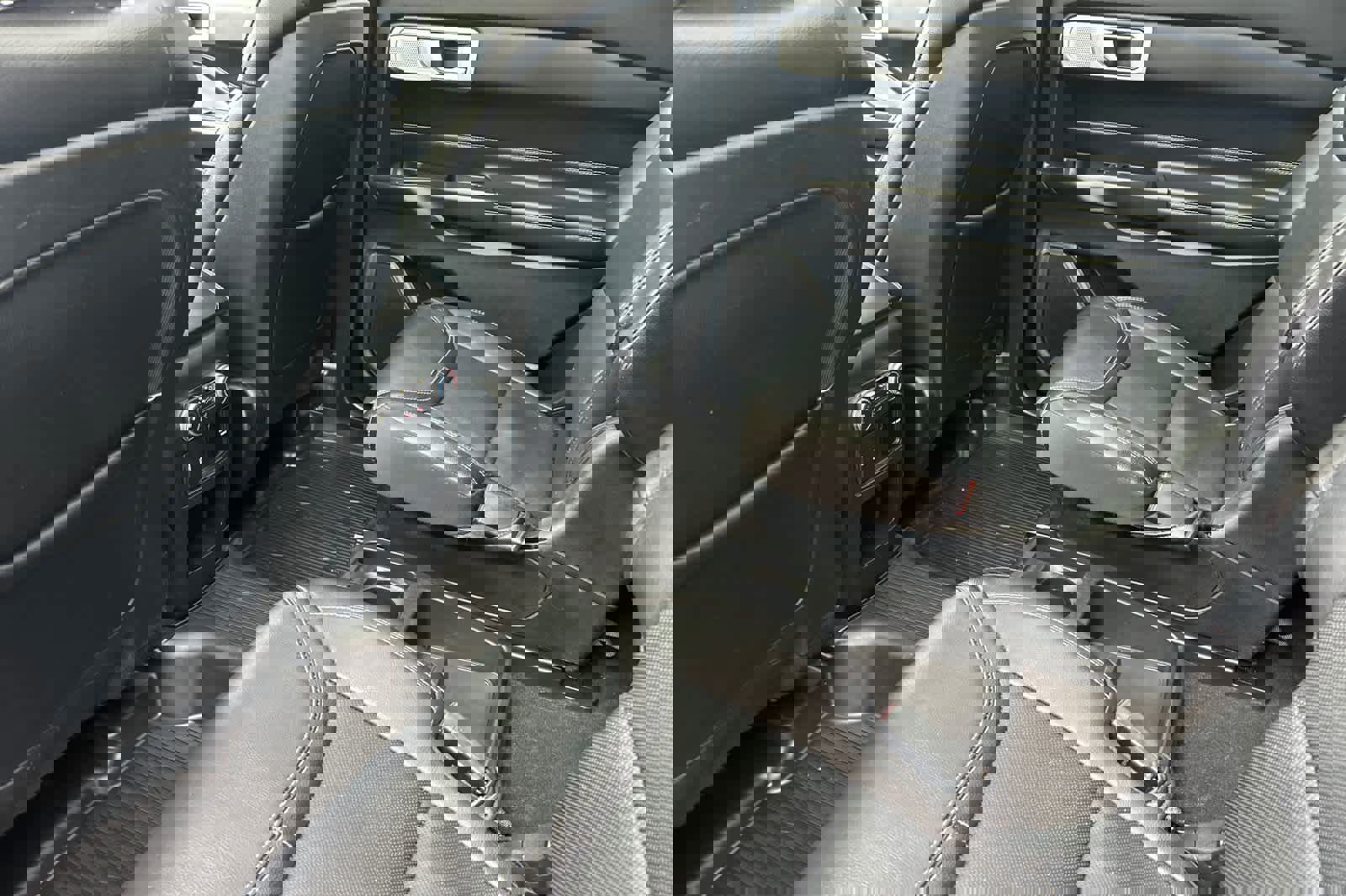 Certified 2020 Ford Explorer ST w/ ST Street Pack image 10