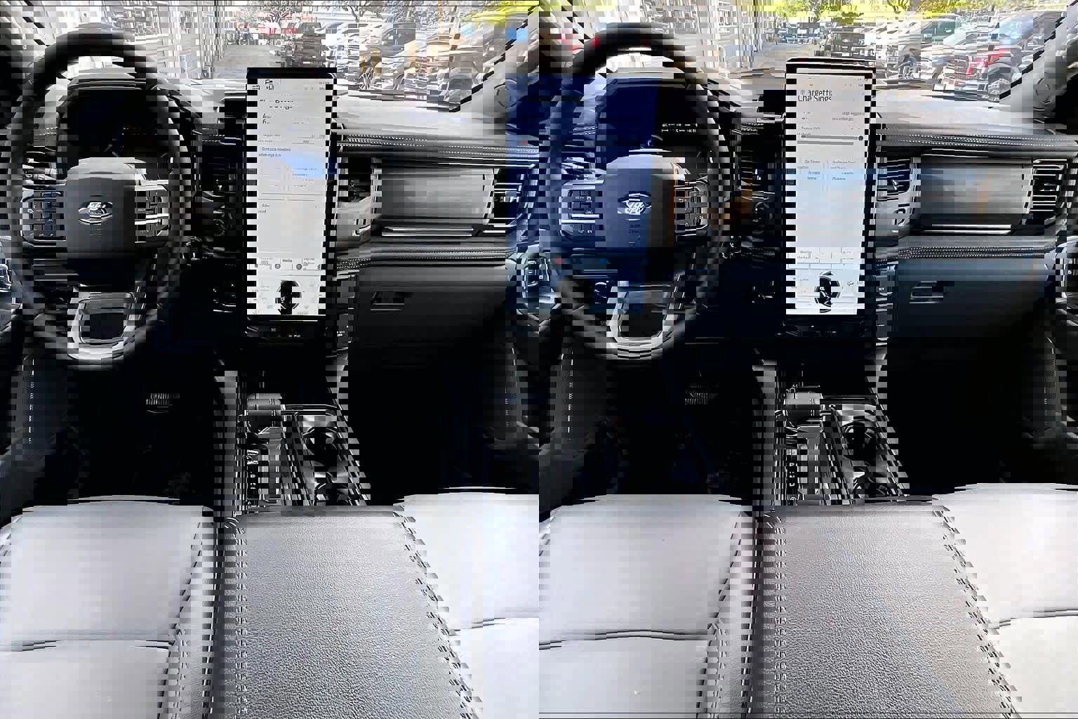 Certified 2025 Ford F150 Lightning Flash image 17