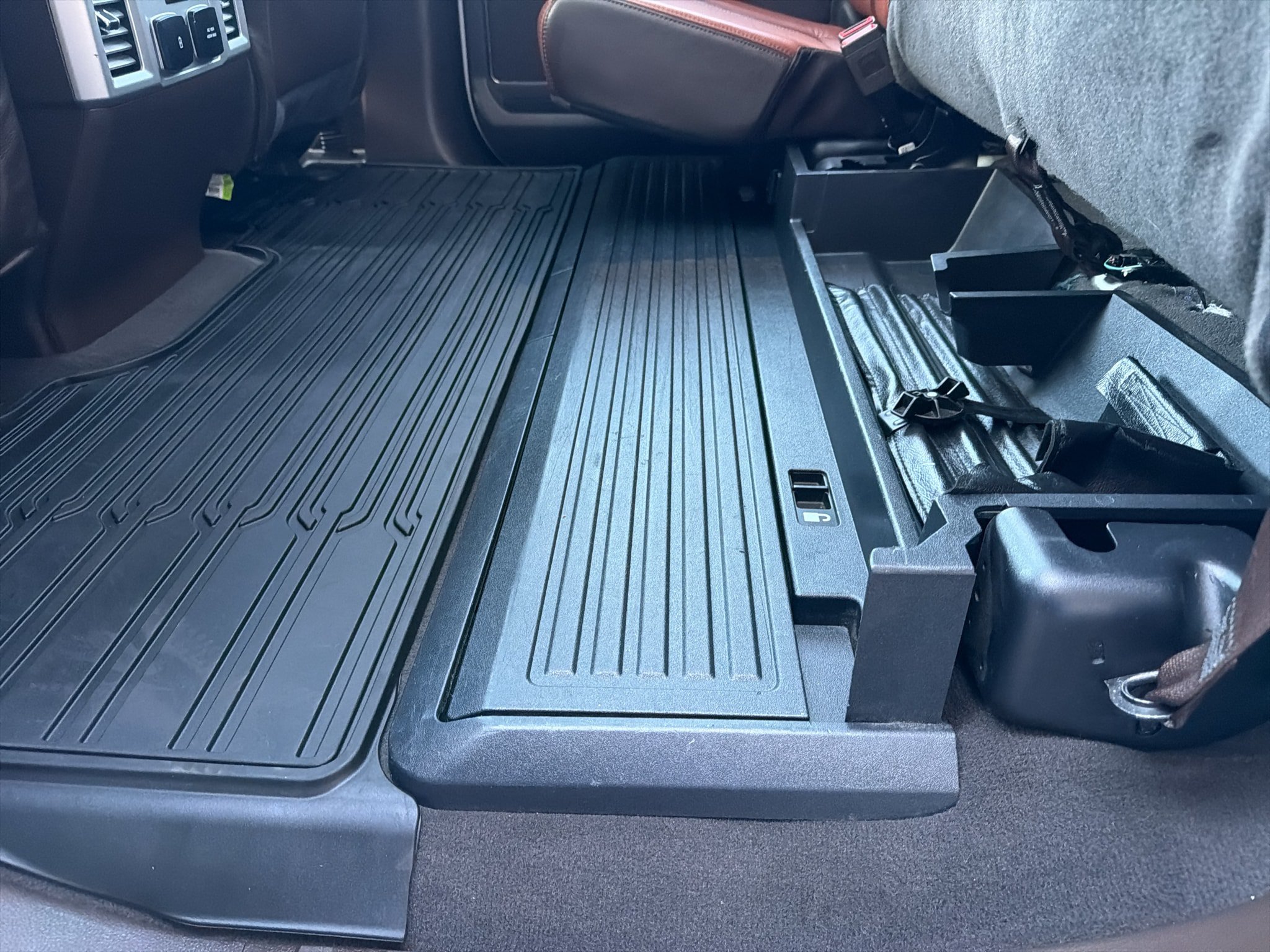 Certified 2020 Ford F250 King Ranch w/ King Ranch Ultimate Package AWD/4WD image 46