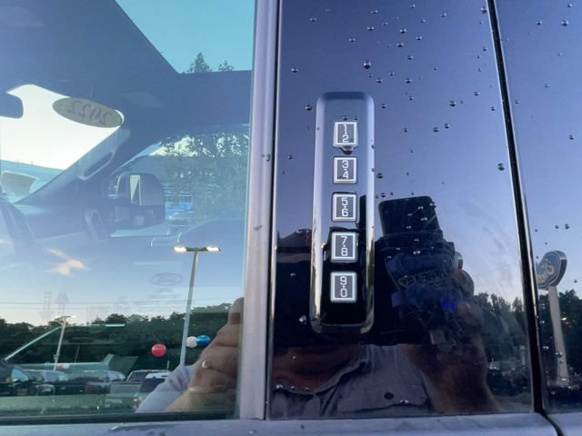 Certified 2022 Ford F350 Lariat w/ Black Appearance Package AWD/4WD image 40