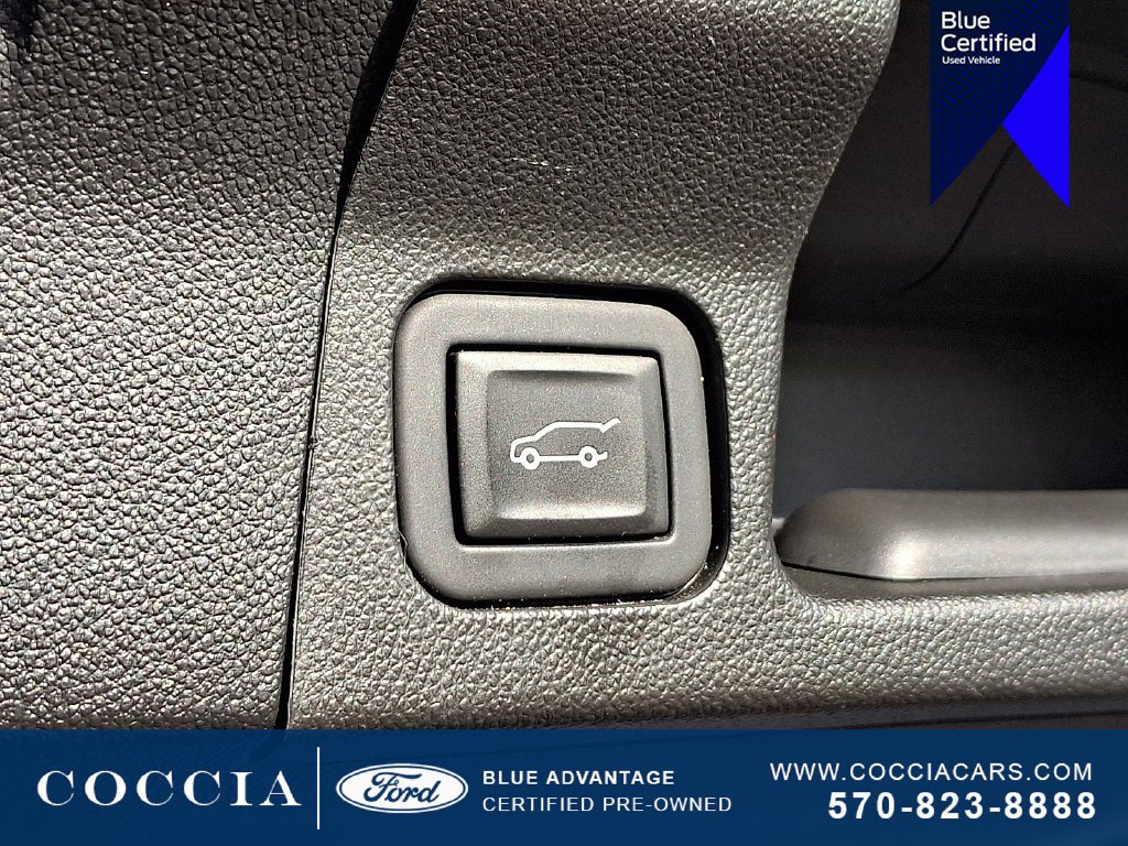 Used 2023 GMC Acadia SLT w/ Technology Package AWD/4WD image 30