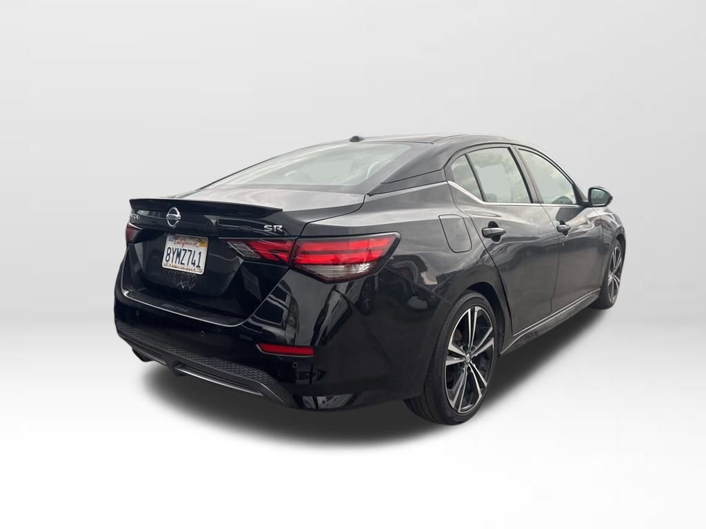 Used 2021 Nissan Sentra SR image 3