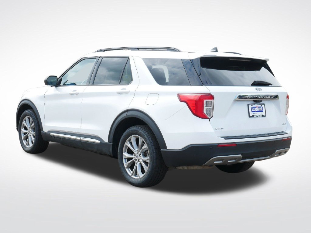 Certified 2023 Ford Explorer XLT AWD/4WD image 4