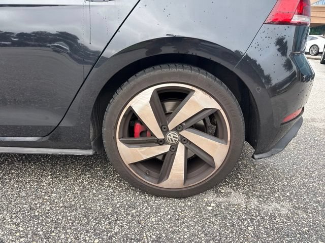Used 2018 Volkswagen GTI Autobahn FWD image 16