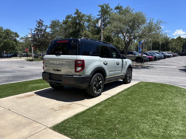 Certified 2022 Ford Bronco Sport Outer Banks w/ Tech Package AWD/4WD image 4