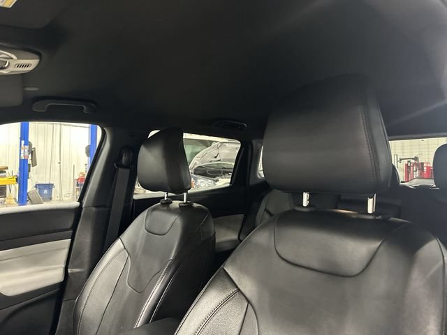 Used 2023 Jeep Compass Limited w/ Elite Group AWD/4WD image 20
