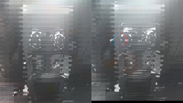 Certified 2021 Ford Explorer XLT w/ Class III Trailer Tow Package image 40