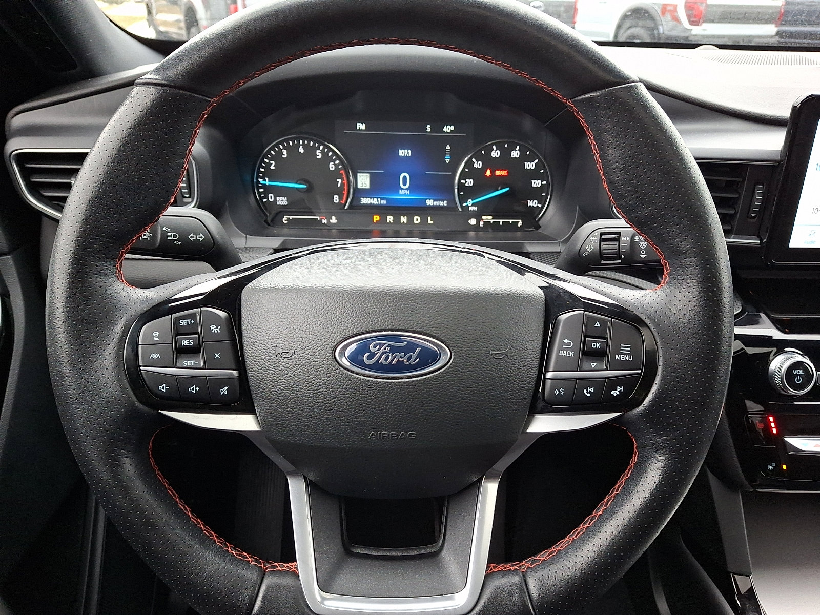 Certified 2022 Ford Explorer ST-Line w/ Class IV Trailer Tow Package image 26