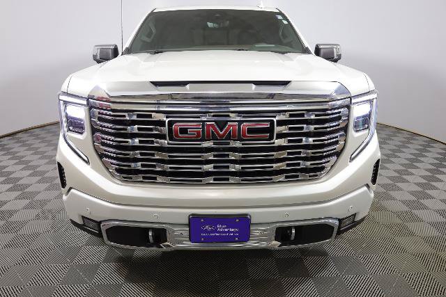 Used 2023 GMC Sierra 1500 Denali AWD/4WD image 4