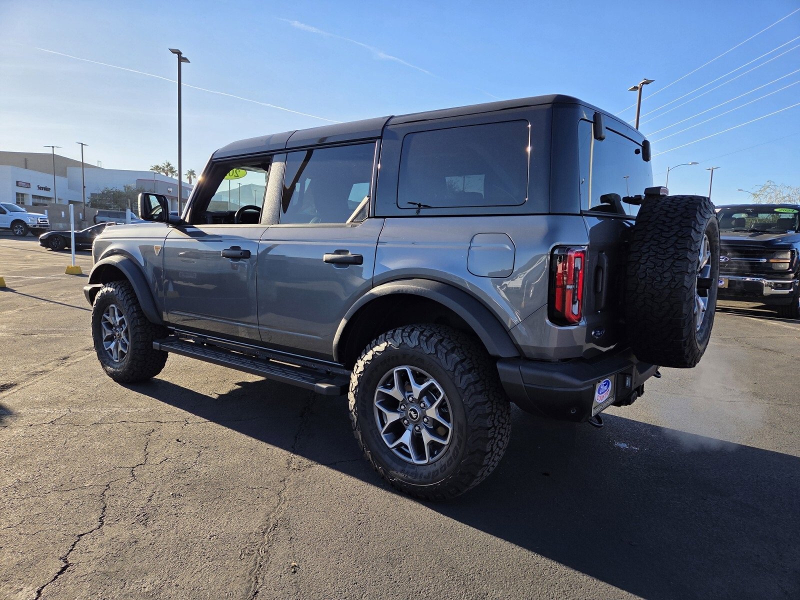 Certified 2025 Ford Bronco Badlands image 4