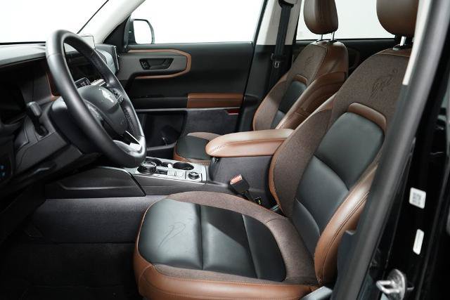 Certified 2025 Ford Bronco Sport Outer Banks w/ Outer Banks Tech Package+ AWD/4WD image 13