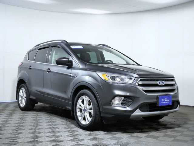 Certified 2017 Ford Escape SE w/ Equipment Group 201A AWD/4WD image 1