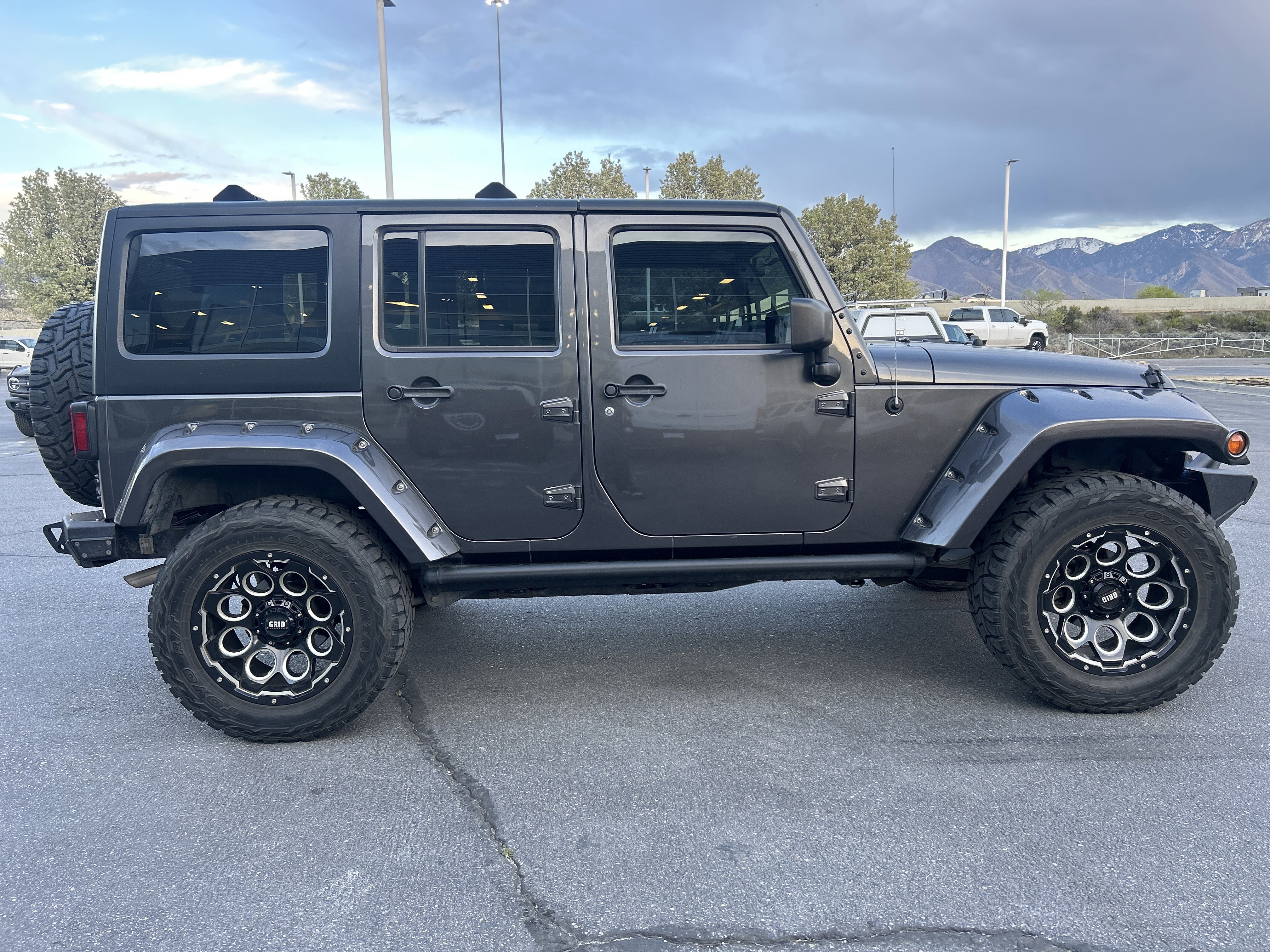 Used 2018 Jeep Wrangler Unlimited Sport S image 6