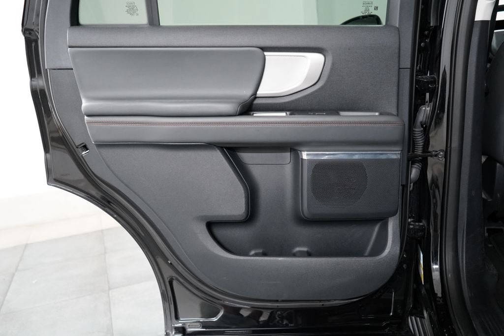 Certified 2025 Ford Expedition Active AWD/4WD image 23