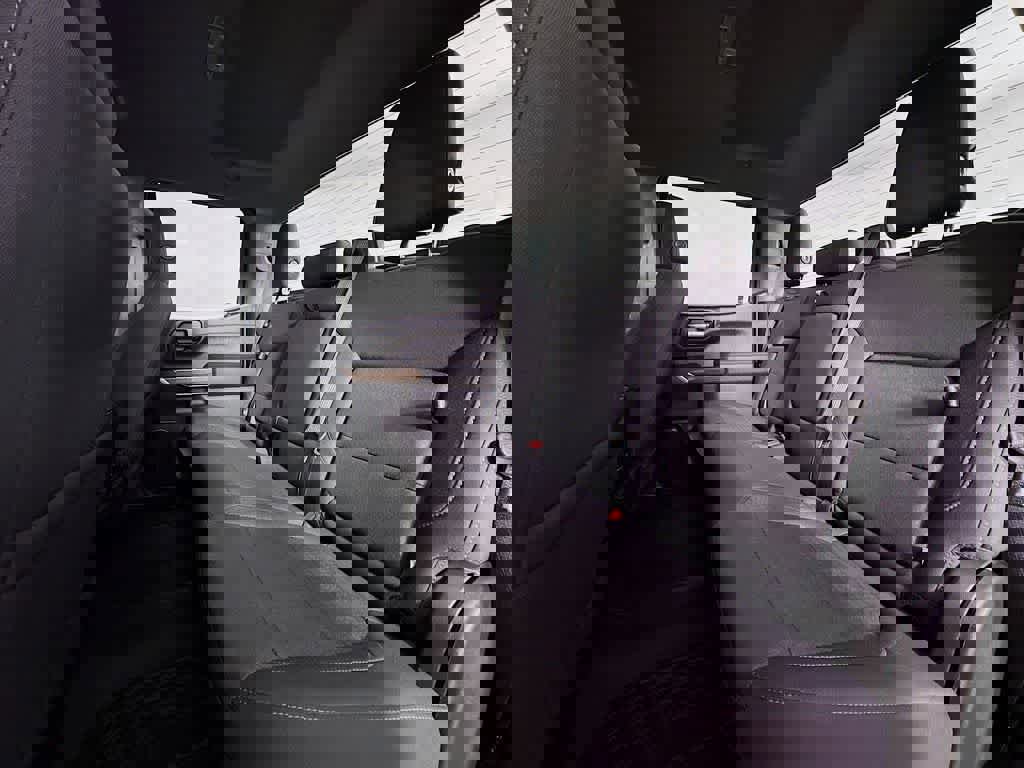 Used 2022 Chevrolet Silverado 1500 LT Trail Boss w/ Safety Package image 17