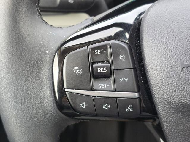Certified 2025 Ford Escape SE w/ PHEV Premium Package FWD image 17