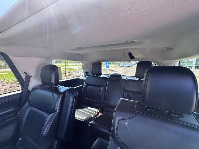 Certified 2025 Ford Expedition Platinum AWD/4WD image 22