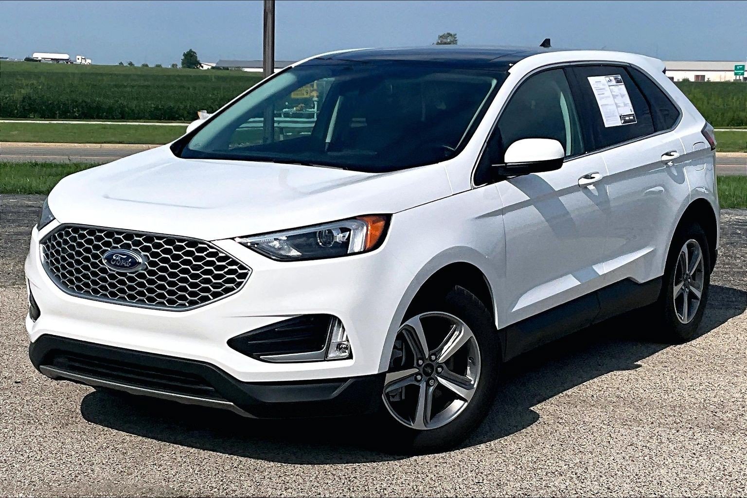 Certified 2024 Ford Edge SEL w/ Convenience Package AWD/4WD image 7