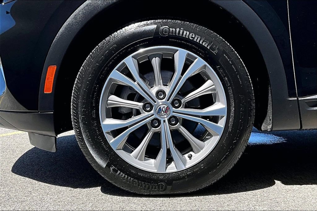 Used 2023 Buick Envision Preferred FWD image 9
