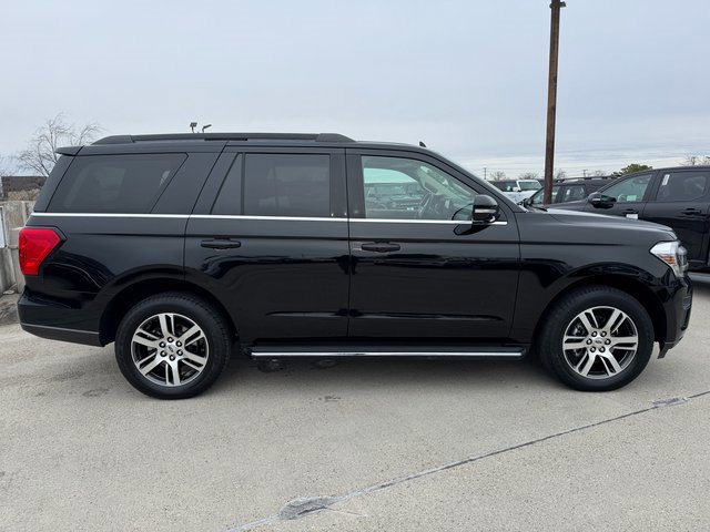 Certified 2022 Ford Expedition XLT image 7