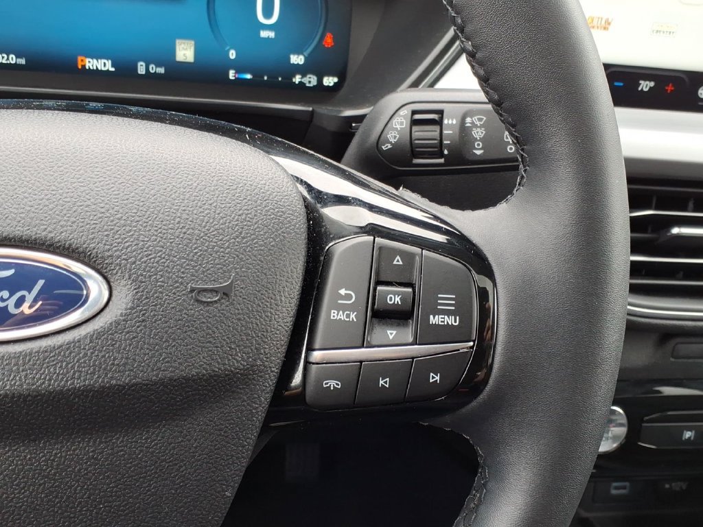 Certified 2023 Ford Escape SE w/ PHEV Premium Package FWD image 21