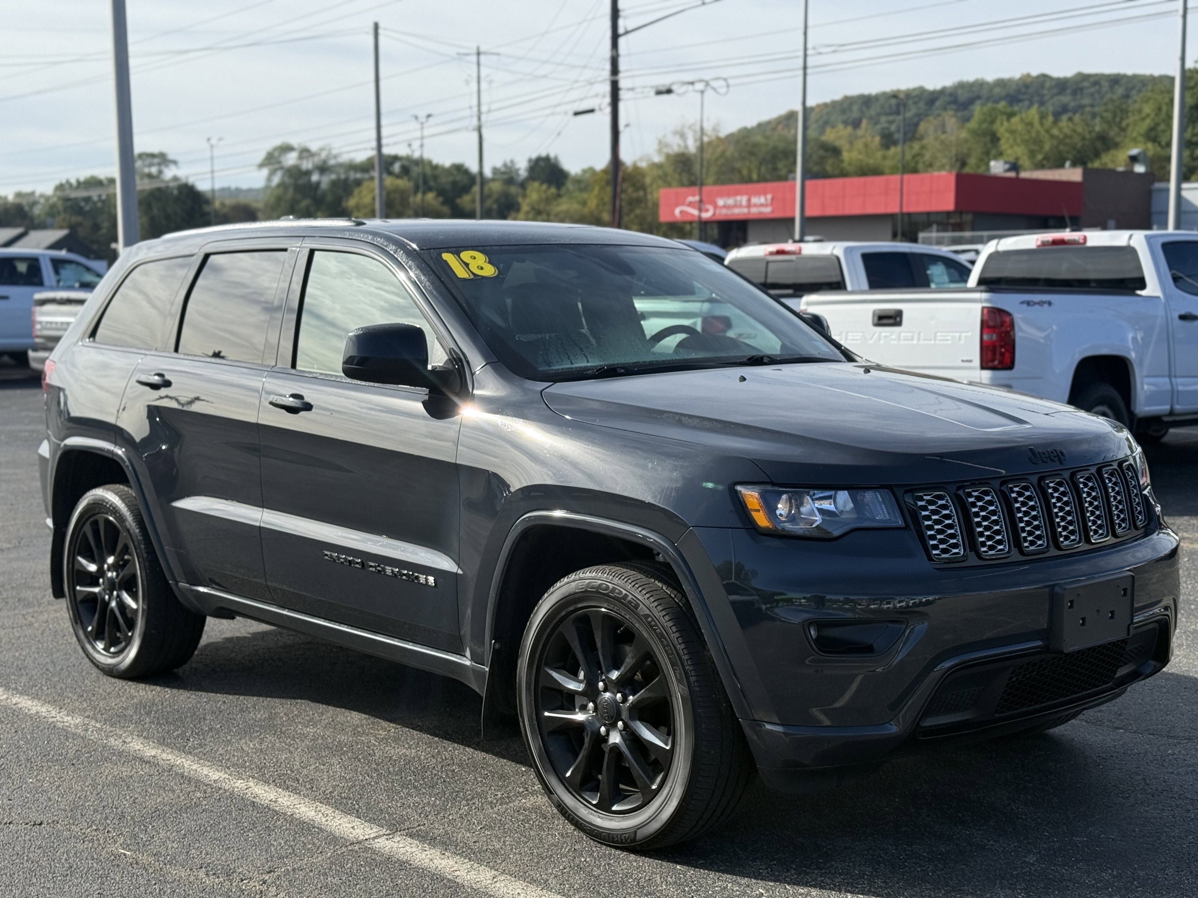 Used 2018 Jeep Grand Cherokee Altitude