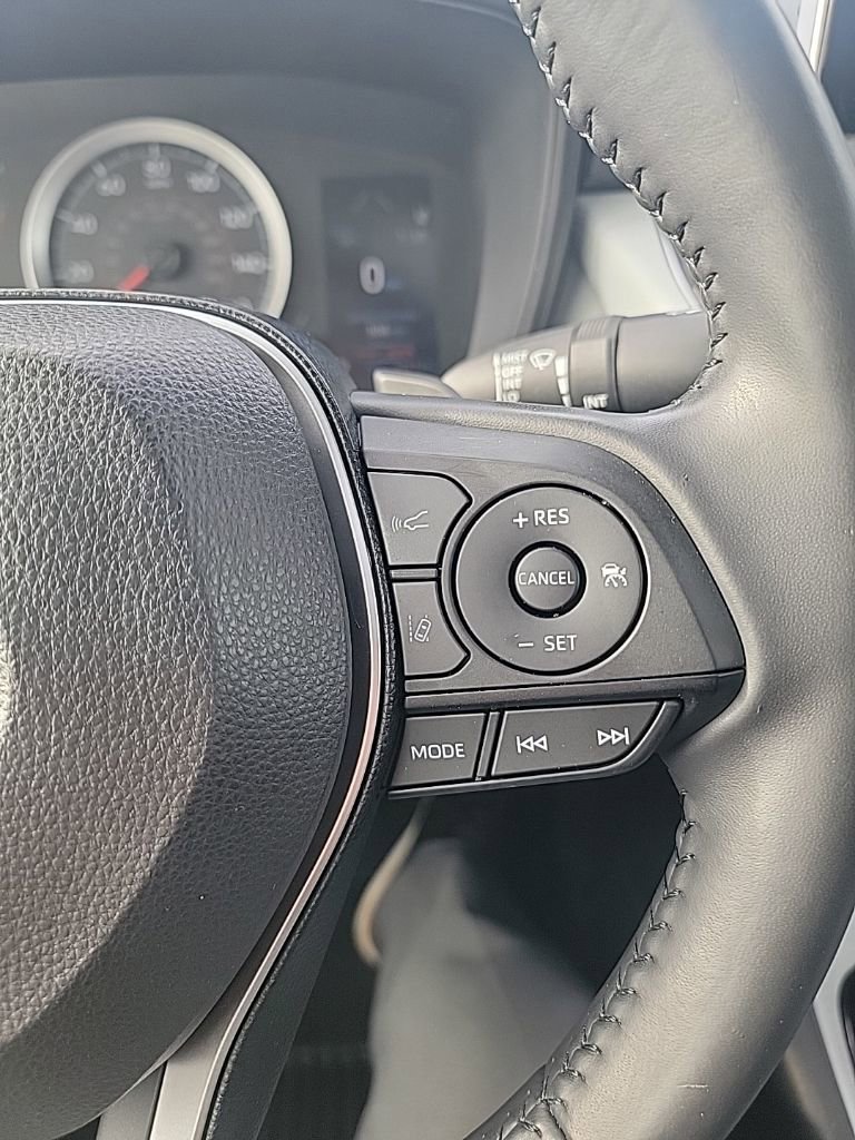 Used 2020 Toyota Corolla SE image 45