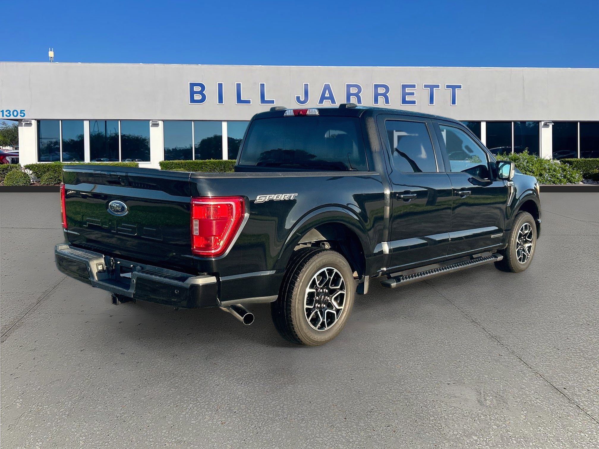 Certified 2021 Ford F150 XLT w/ Equipment Group 302A High RWD image 7