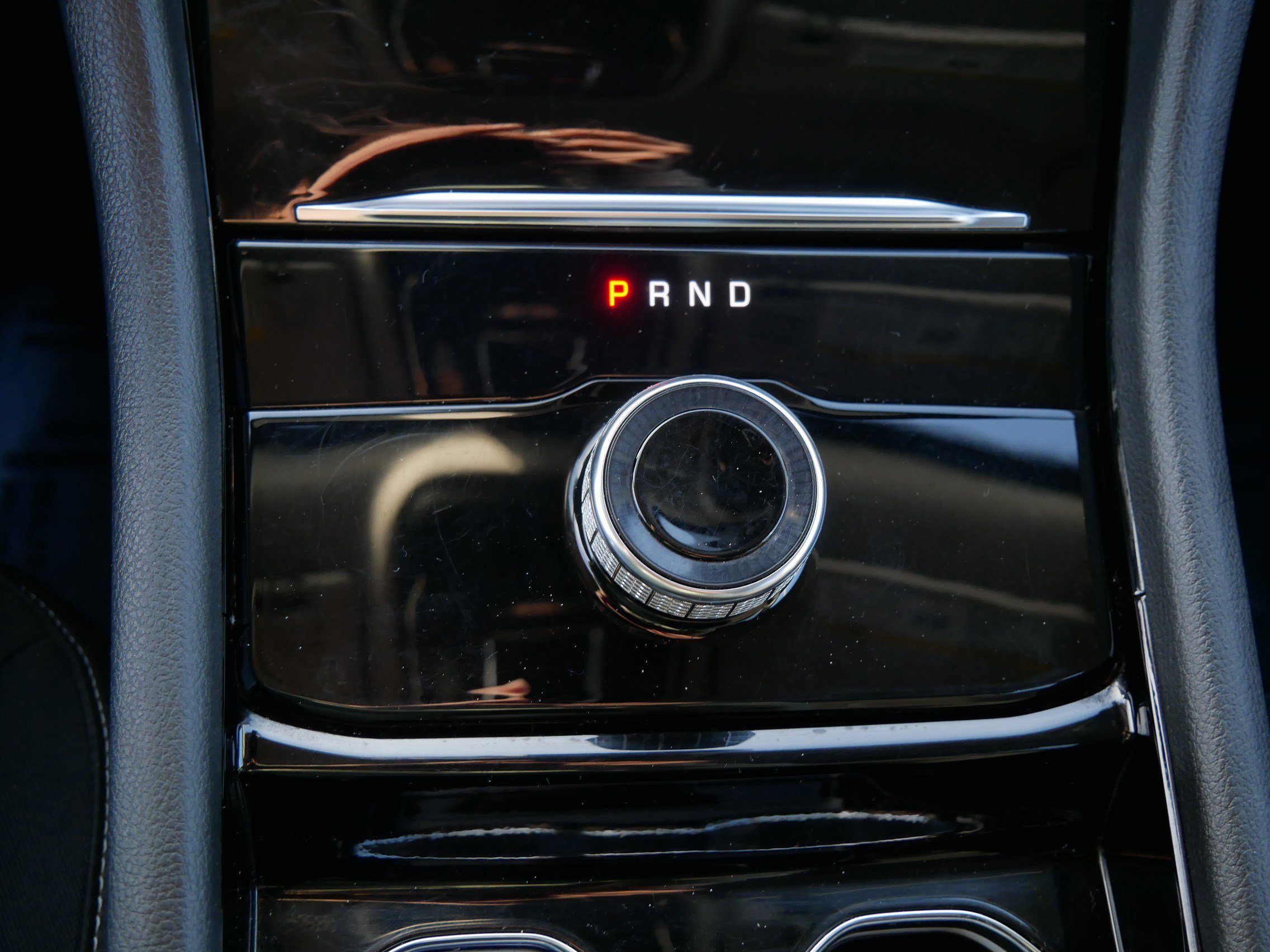 Used 2023 Jeep Grand Cherokee Laredo w/ Luxury Tech Group I image 24