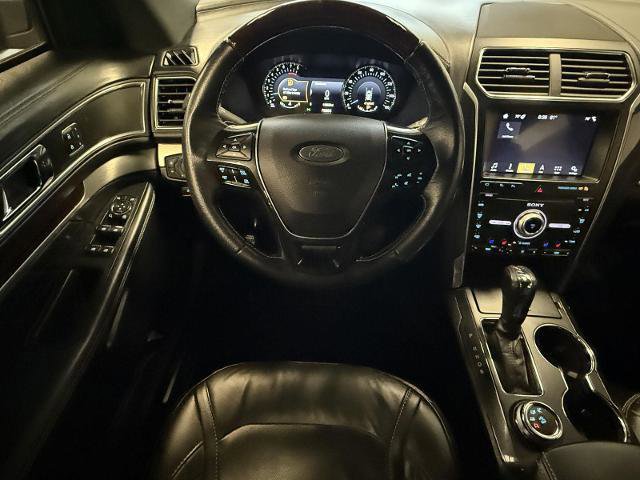 Certified 2019 Ford Explorer Platinum image 15