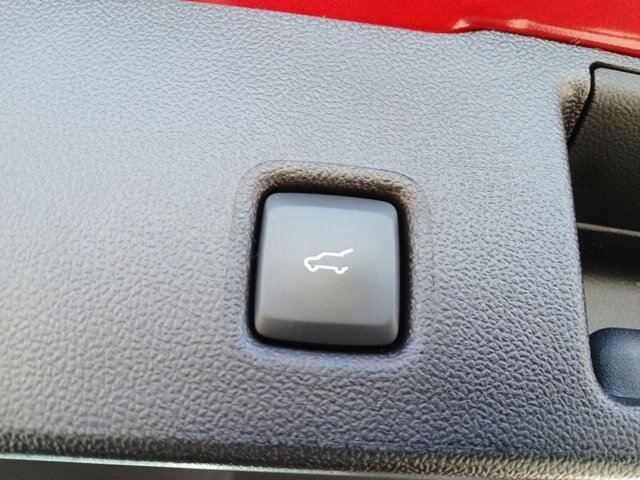 Certified 2025 Ford Escape ST-Line w/ Equipment Group 301A FWD image 24