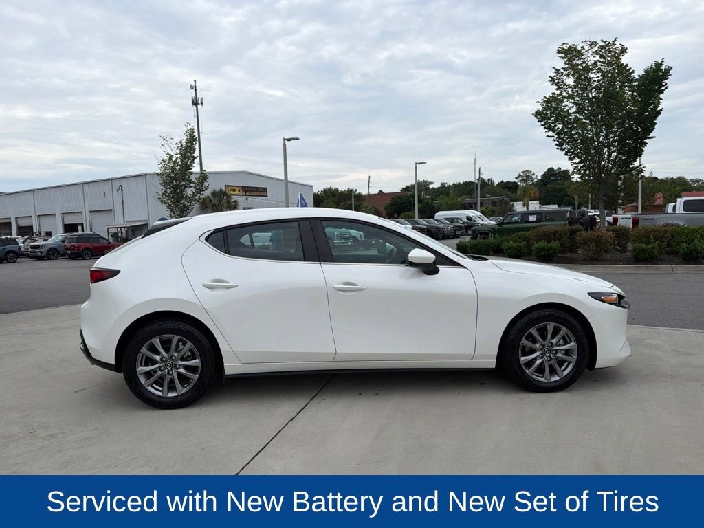 Used 2025 MAZDA MAZDA3 s FWD image 11