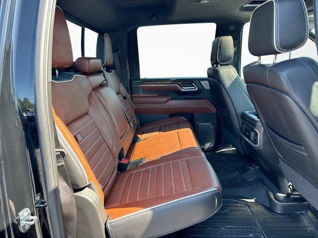 Used 2024 GMC Sierra 2500 Denali Ultimate AWD/4WD image 16