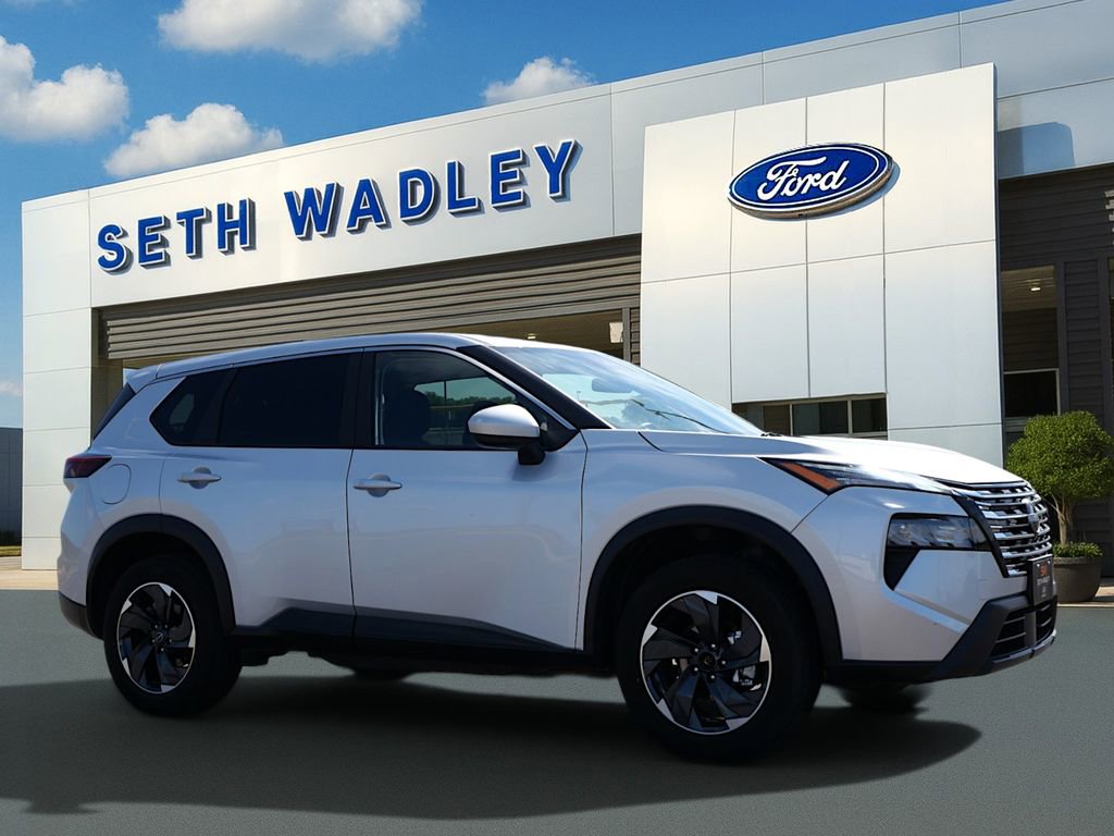 Used 2025 Nissan Rogue SV