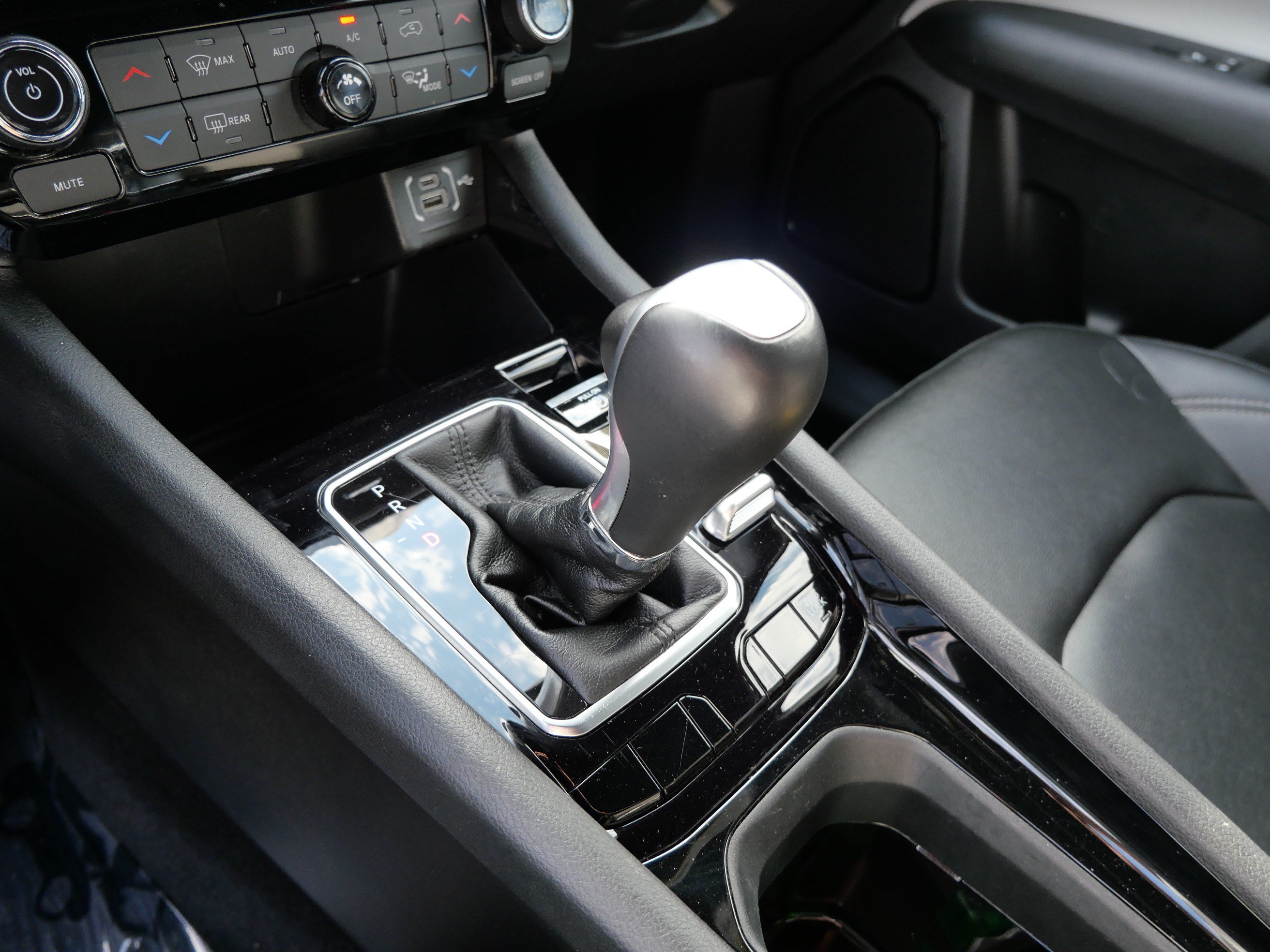Used 2025 Jeep Compass Limited AWD/4WD image 24