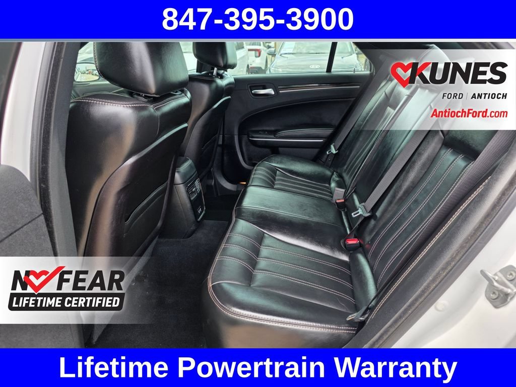 Used 2019 Chrysler 300 S AWD/4WD image 22