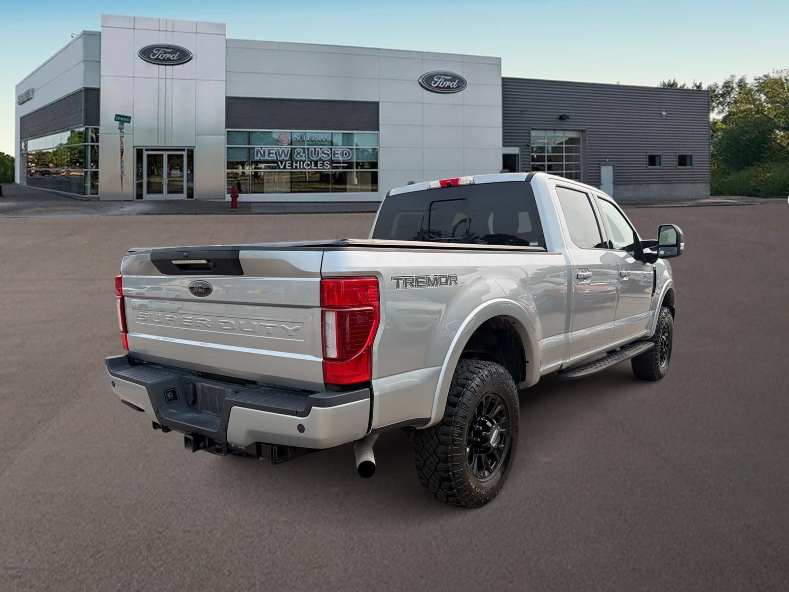 Certified 2022 Ford F250 Lariat w/ Tremor Off-Road Package AWD/4WD image 10