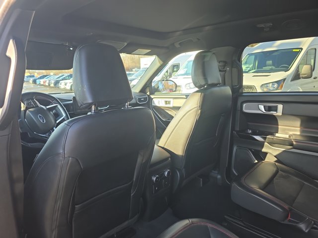Certified 2022 Ford Explorer ST-Line w/ Class IV Trailer Tow Package image 25