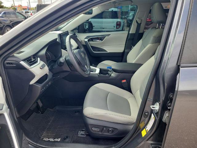 Used 2021 Toyota RAV4 XLE Premium FWD image 21