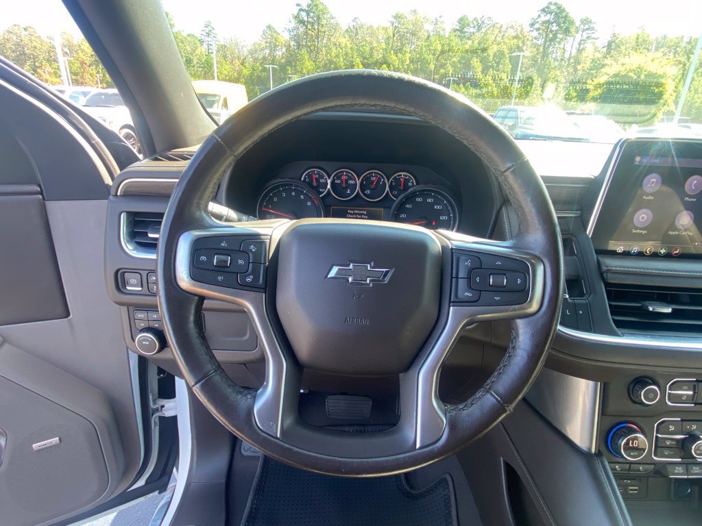 Used 2021 Chevrolet Tahoe Z71 w/ Luxury Package AWD/4WD image 13