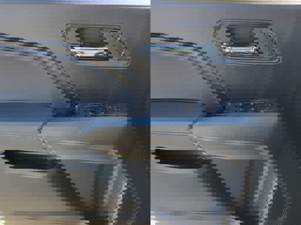 Used 2023 GMC Canyon Elevation w/ Trailering Package image 18