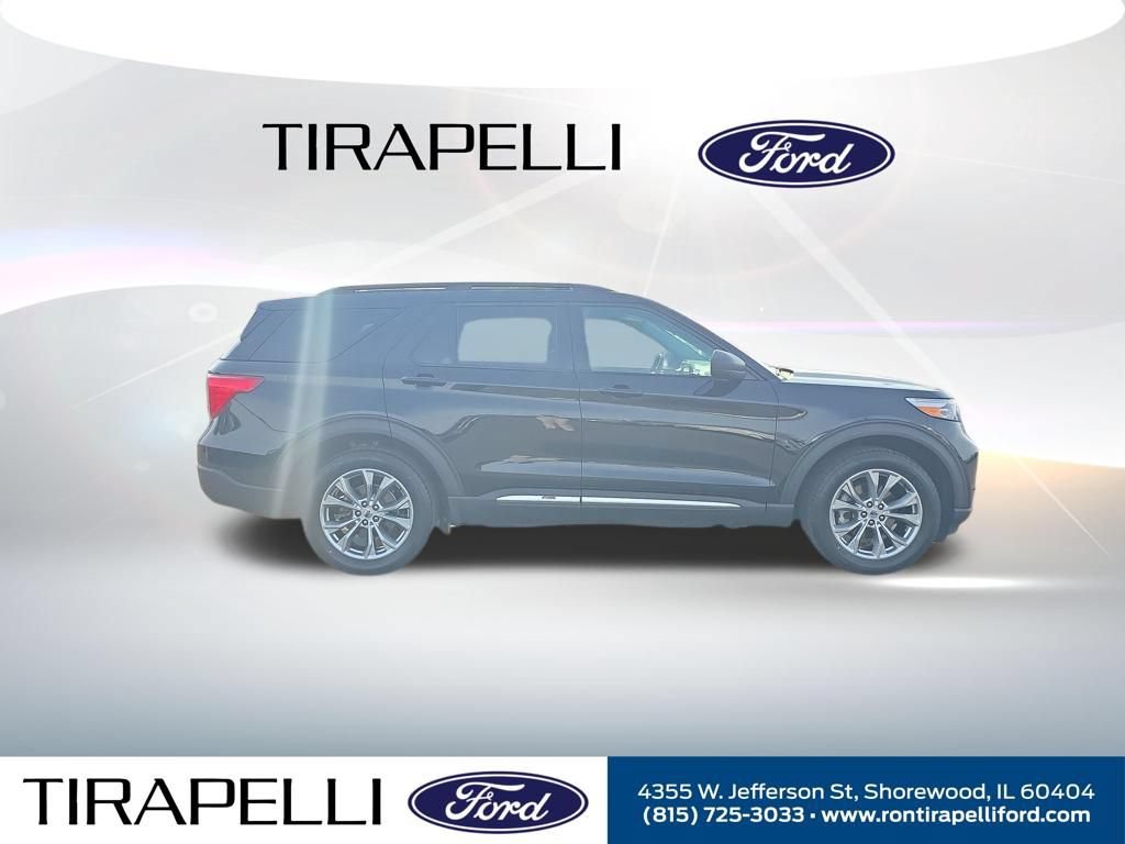 Certified 2023 Ford Explorer XLT w/ Equipment Group 202A AWD/4WD image 8