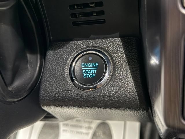 Certified 2020 Ford F250 Limited w/ FX4 Off-Road Package AWD/4WD image 19