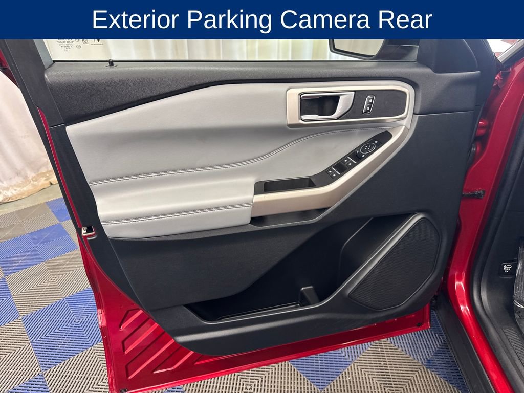 Certified 2023 Ford Explorer XLT w/ Equipment Group 202A AWD/4WD image 13