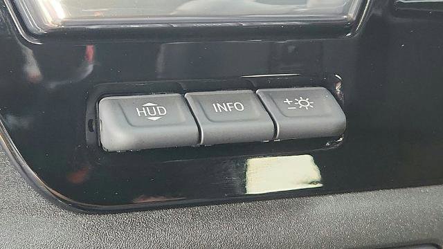 Used 2025 Chevrolet Silverado 1500 High Country w/ Technology Package image 11