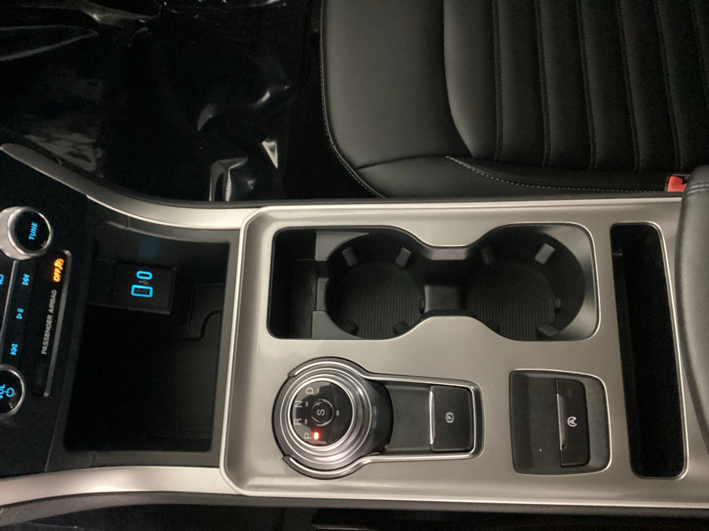 Certified 2024 Ford Edge SEL w/ Convenience Package AWD/4WD image 25